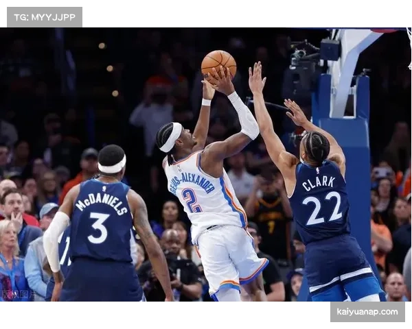 雷霆内线体型劣势暴露,霍姆格伦需增强对抗应对高强度季后赛